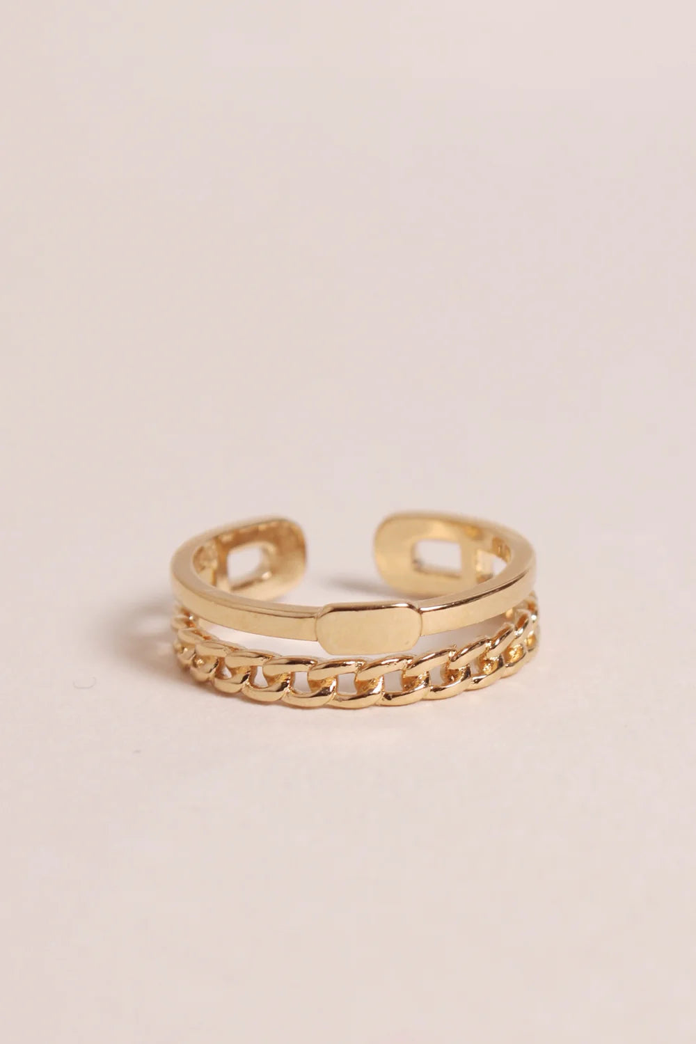 Leonie Ring