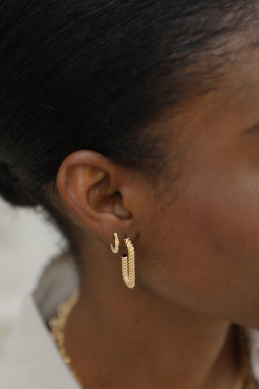 Mini twisted hoop earrings